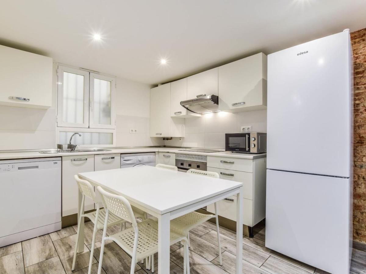Apartamento En Cuatro Caminos Para 6 Personas Alquiler Temporal Madrid Exterior foto